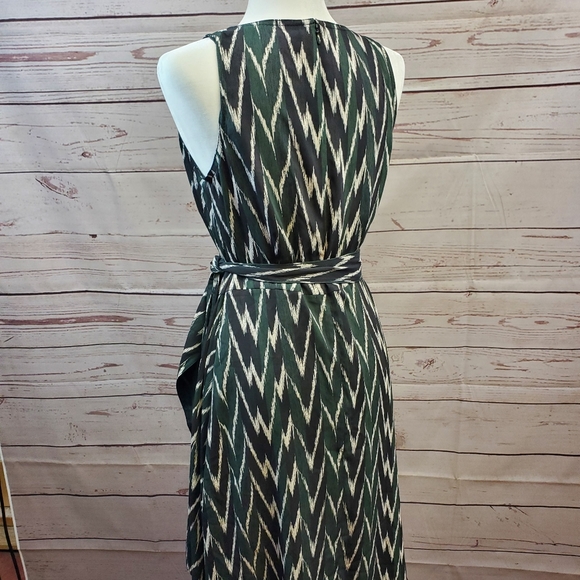 Ann Taylor dress - Picture 3 of 8